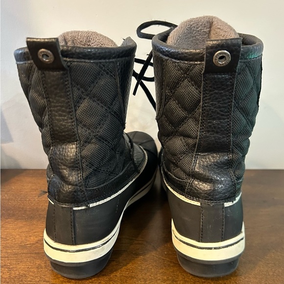 Globalwin Women's Black & Fur Winter Boots Sz 8.5 Style W1931-1 Excellent Shape. - Picture 4 of 10